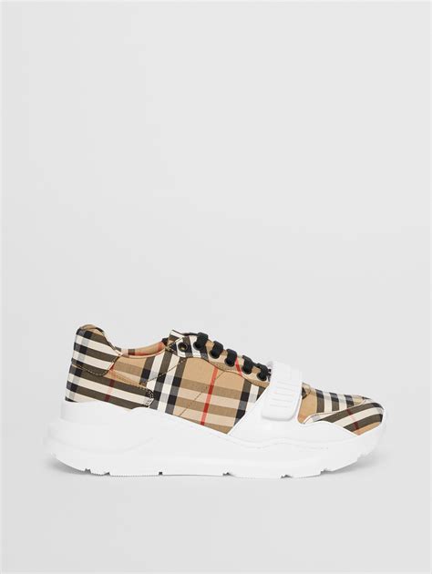 scarpe da uomo burberry|Burberry Limited.